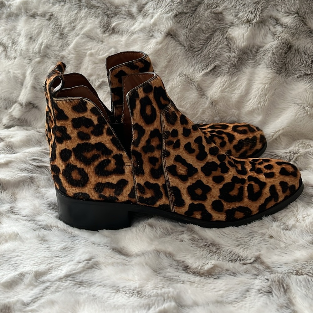 Franco Sarto Leopard Leather ankle Boots - Picture 3 of 12